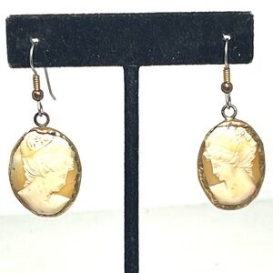 Antique 14k Genuine Cameo Earrings. Read all: